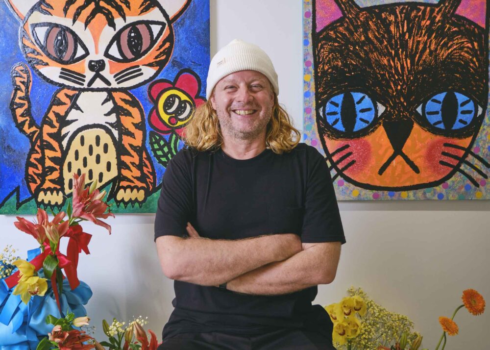 サンデー・ベアと一緒にドライブへ出かけよう！ロブ・キドニー、新作ソフビ誕生ストーリー